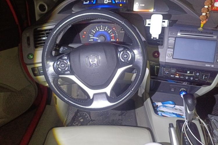 Used Honda Civic 2013 10th Anniversary 1.8L Automatic Luxury Edition Steering Wheel