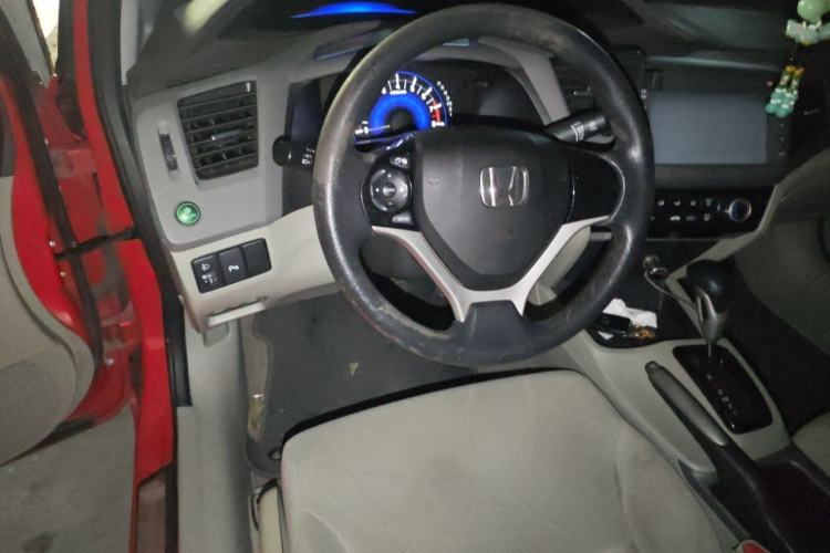 Used Honda Civic 2013 10th Anniversary 1.8L Automatic Comfort Version Steering Wheel