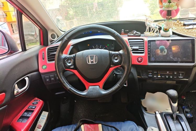 Used Honda Civic 2013 10th Anniversary 1.8L Automatic Luxury Edition Steering Wheel