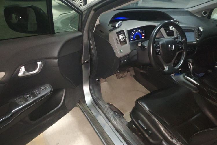 Used Honda Civic 2013 10th Anniversary 1.8L Automatic Luxury Edition Driver Seat