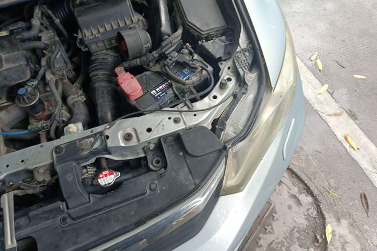 Used Honda Civic 2013 10th Anniversary 1.8L Automatic Luxury Edition Engine Bay Left