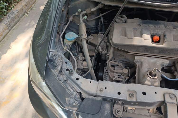 Used Honda Civic 2013 10th Anniversary 1.8L Automatic Comfort Version Engine Bay Right