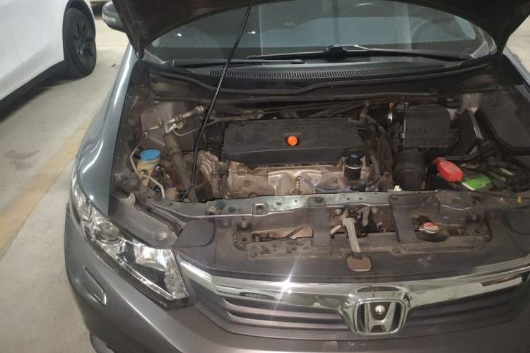 Used Honda Civic 2013 10th Anniversary 1.8L Automatic Luxury Edition Engine Bay Right