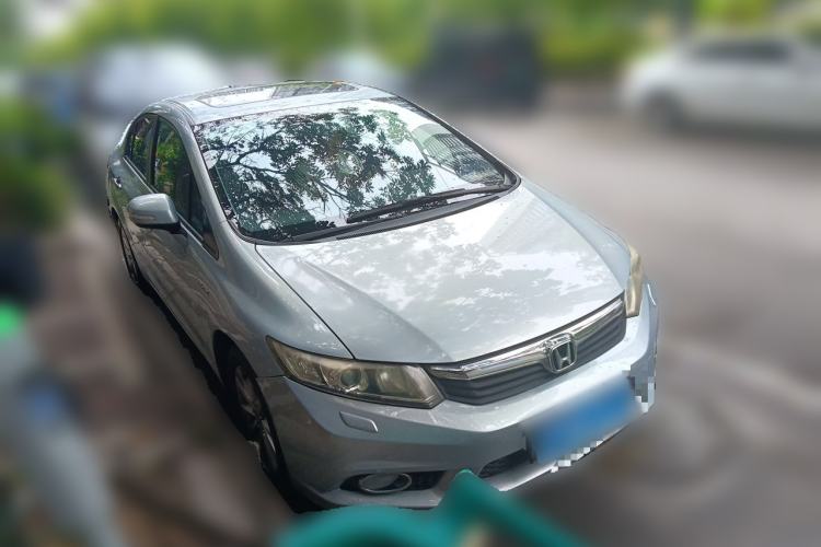 Used Honda Civic 2013 10th Anniversary 1.8L Automatic Luxury Edition Front Right 45 Deg