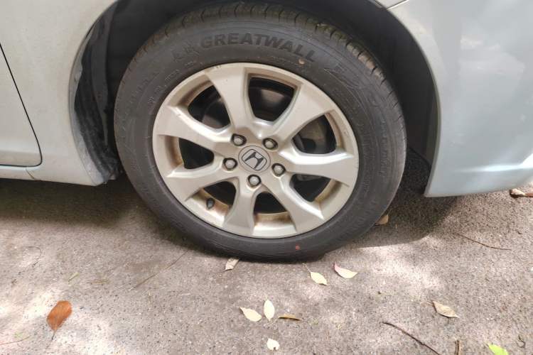 Used Honda Civic 2013 10th Anniversary 1.8L Automatic Comfort Version Right Front Wheel Hub