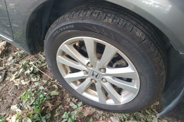 Used Honda Civic 2013 10th Anniversary 1.8L Automatic Luxury Edition Right Front Wheel Hub