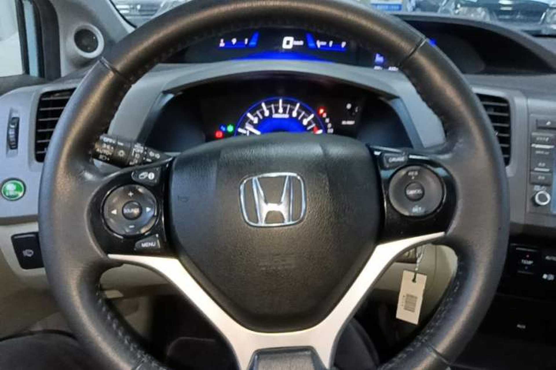 Used Honda Civic 2013 10th Anniversary 1.8L Automatic Luxury Edition Steering Wheel