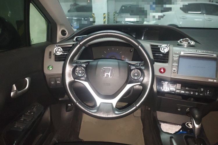 Used Honda Civic 2013 10th Anniversary 1.8L Automatic Luxury Edition Steering Wheel
