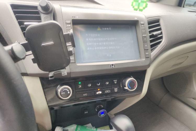 Used Honda Civic 2013 10th Anniversary 1.8L Automatic Comfort Version Audio And AC Panel