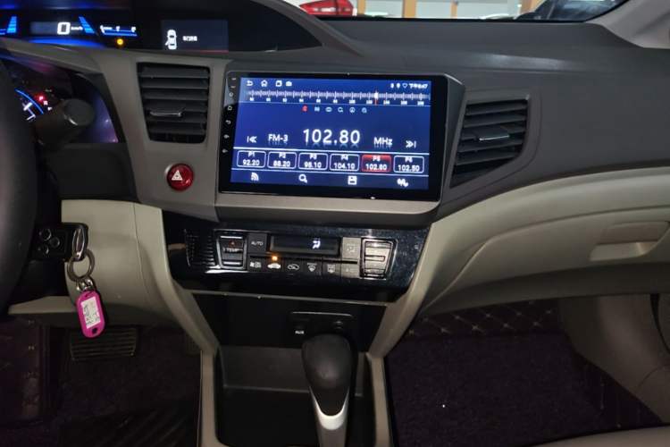 Used Honda Civic 2013 10th Anniversary 1.8L Automatic Luxury Edition Audio And AC Panel