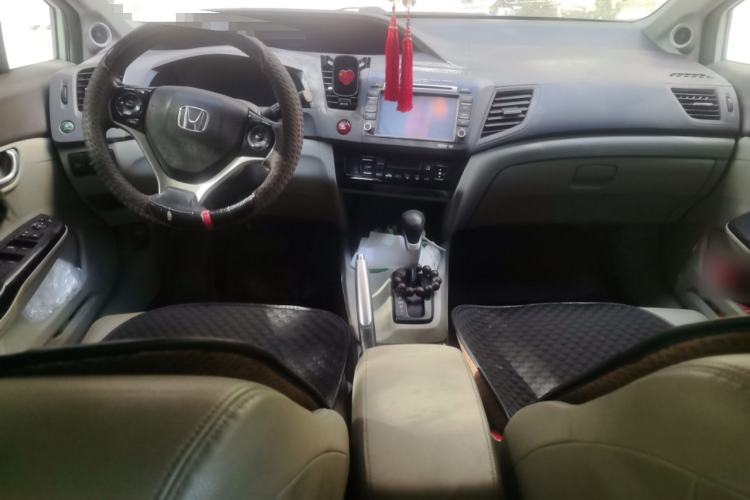 Used Honda Civic 2013 10th Anniversary 1.8L Automatic Luxury Edition Center Console