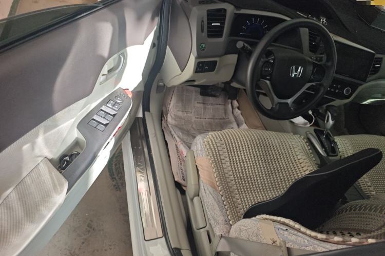 Used Honda Civic 2013 10th Anniversary 1.8L Automatic Comfort Version Driver Seat