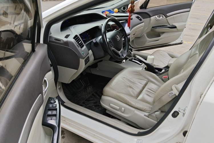 Used Honda Civic 2013 10th Anniversary 1.8L Automatic Luxury Edition Driver Seat
