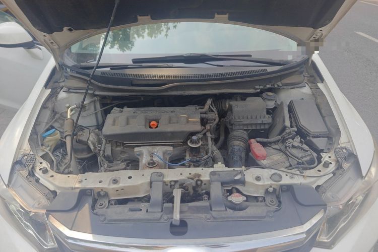 Used Honda Civic 2013 10th Anniversary 1.8L Automatic Comfort Version Engine Bay