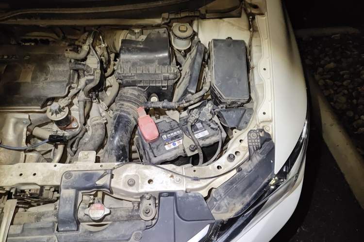 Used Honda Civic 2013 10th Anniversary 1.8L Automatic Comfort Version Engine Bay Left