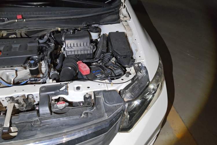 Used Honda Civic 2013 10th Anniversary 1.8L Automatic Comfort Version Engine Bay Left