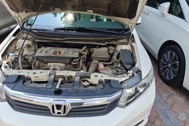 Used Honda Civic 2013 10th Anniversary 1.8L Automatic Comfort Version Engine Bay Left