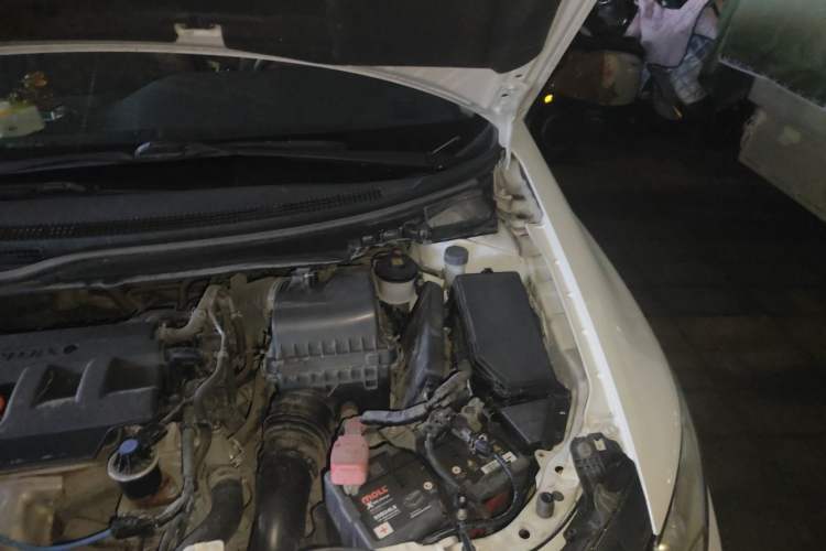 Used Honda Civic 2013 10th Anniversary Edition 1.8L Manual Comfort Version Engine Bay Left