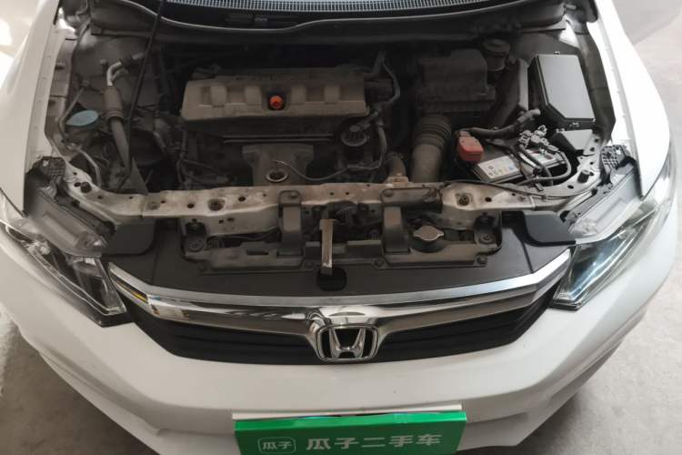 Used Honda Civic 2013 10th Anniversary 1.8L Automatic Comfort Version Engine Bay