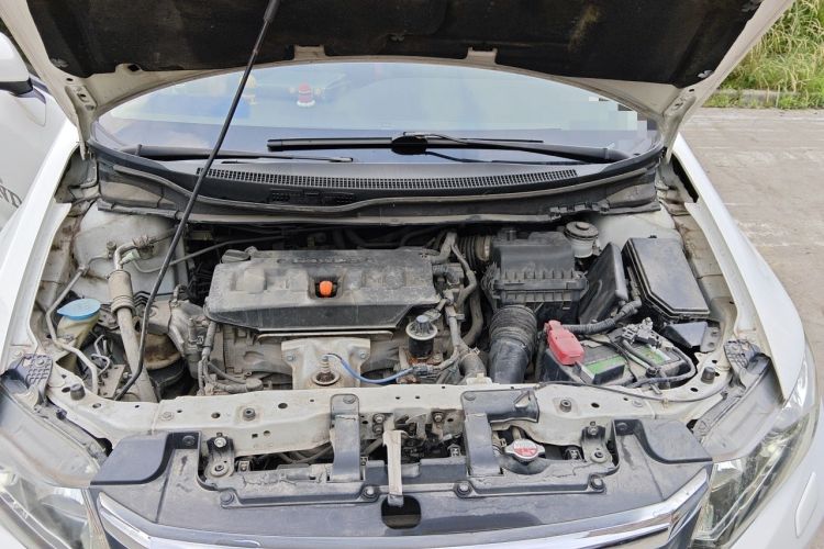 Used Honda Civic 2013 10th Anniversary 1.8L Automatic Luxury Edition Engine Bay