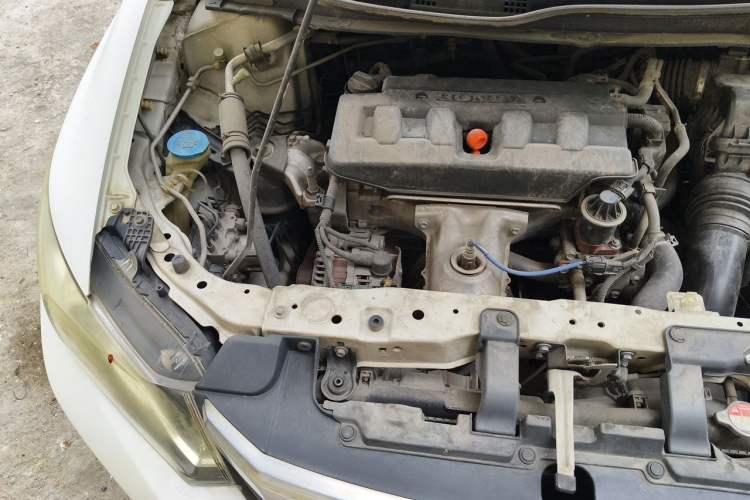 Used Honda Civic 2013 10th Anniversary 1.8L Automatic Comfort Version Engine Bay Right