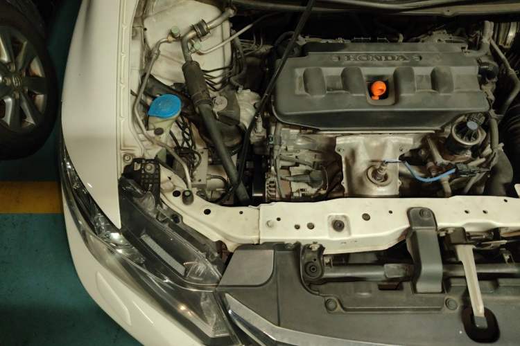 Used Honda Civic 2013 10th Anniversary 1.8L Automatic Luxury Edition Engine Bay Right