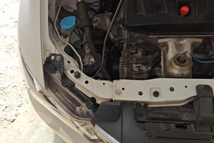 Used Honda Civic 2013 10th Anniversary 1.8L Automatic Comfort Version Engine Bay Right