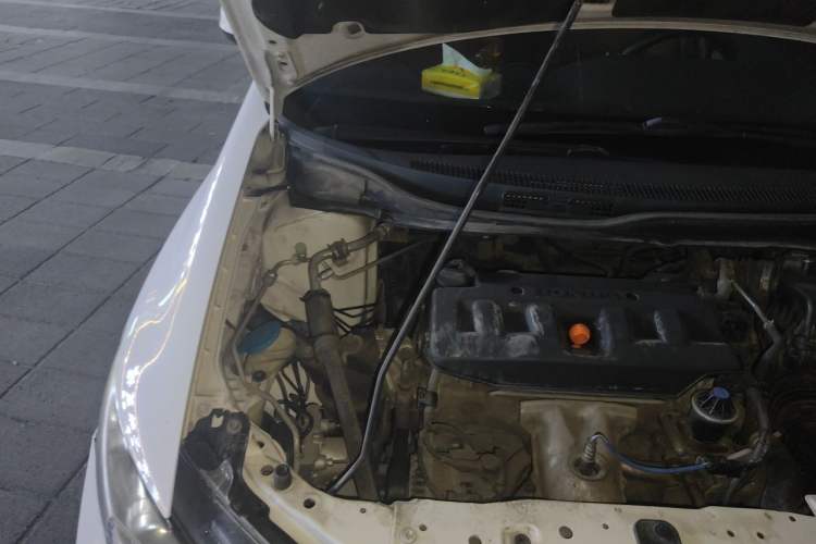 Used Honda Civic 2013 10th Anniversary Edition 1.8L Manual Comfort Version Engine Bay Right