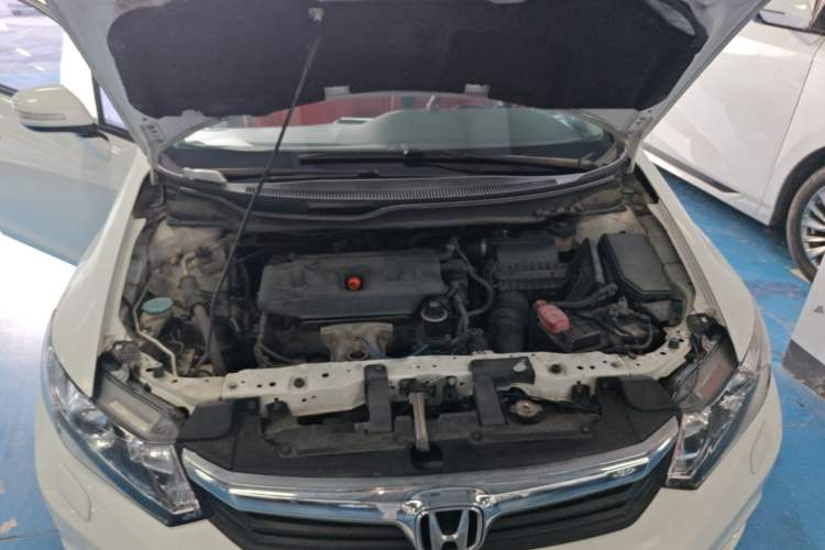 Used Honda Civic 2013 10th Anniversary 1.8L Automatic Luxury Edition Engine Bay