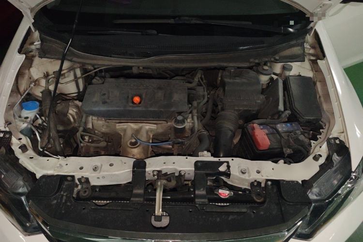 Used Honda Civic 2013 10th Anniversary Edition 1.8L Manual Comfort Version Engine Bay