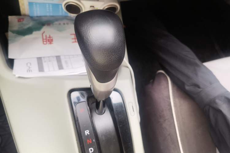 Used Honda Civic 2013 10th Anniversary 1.8L Automatic Comfort Version Gear Lever
