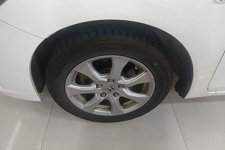Used Honda Civic 2013 10th Anniversary 1.8L Automatic Comfort Version Left Front Wheel Hub