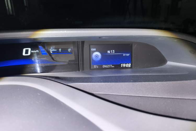 Used Honda Civic 2013 10th Anniversary 1.8L Automatic Luxury Edition Odometer Close Up