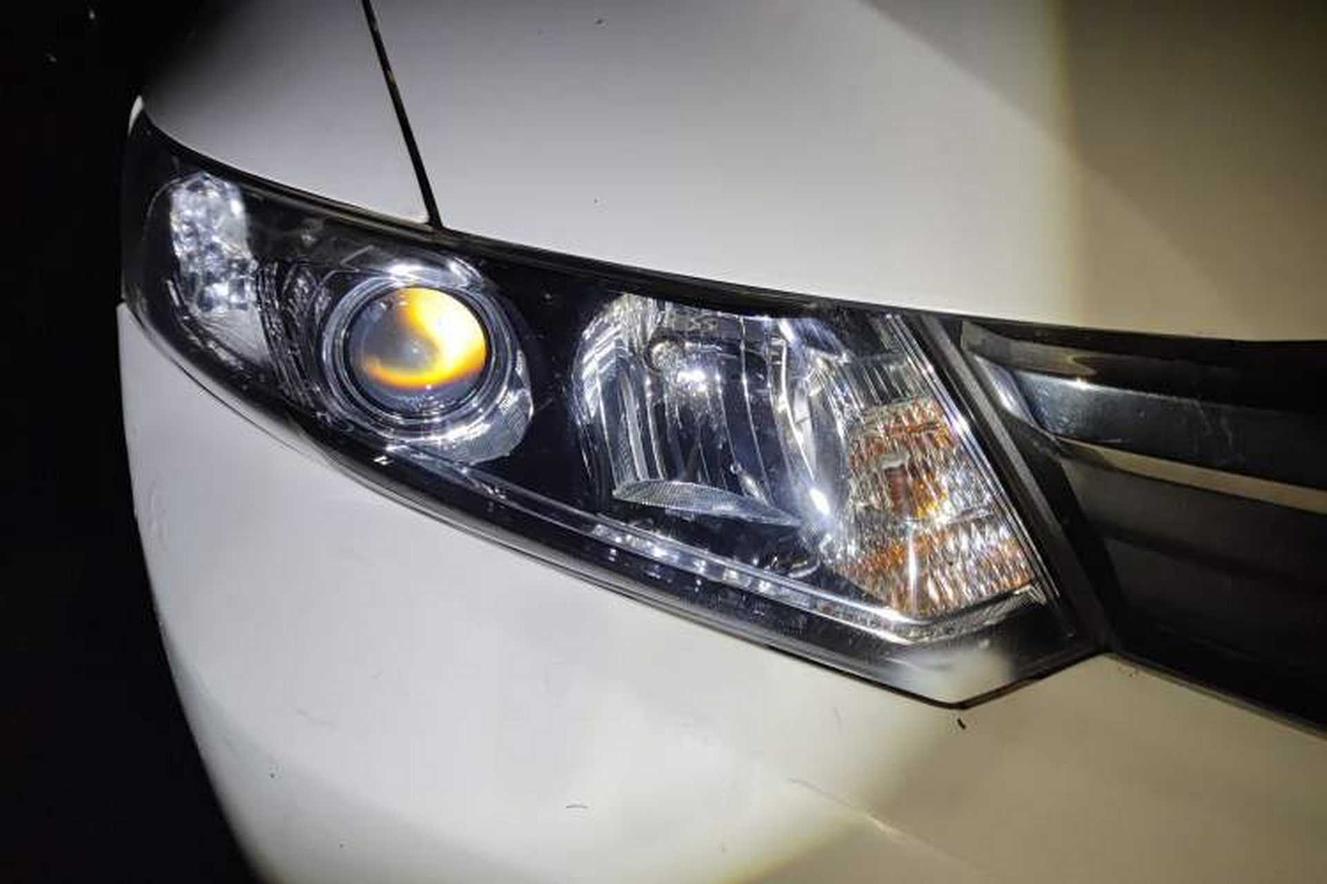Used Honda Civic 2013 10th Anniversary 1.8L Automatic Comfort Version Right Front Headlight