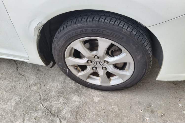 Used Honda Civic 2013 10th Anniversary 1.8L Automatic Comfort Version Right Front Wheel Hub