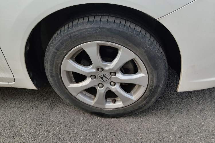 Used Honda Civic 2013 10th Anniversary 1.8L Automatic Comfort Version Right Front Wheel Hub