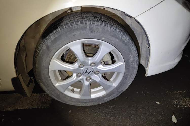 Used Honda Civic 2013 10th Anniversary 1.8L Automatic Comfort Version Right Front Wheel Hub