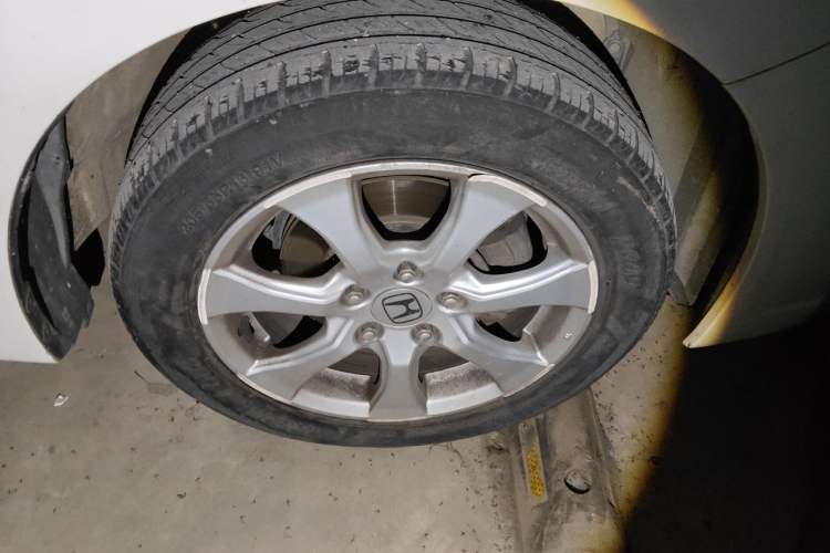 Used Honda Civic 2013 10th Anniversary 1.8L Automatic Comfort Version Right Front Wheel Hub