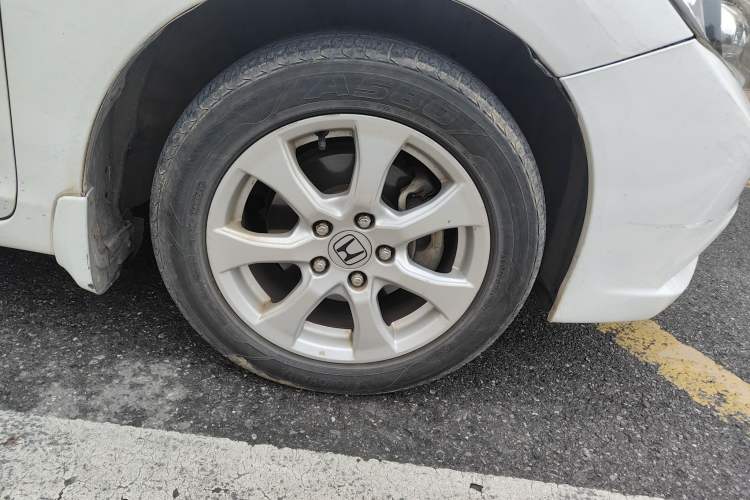 Used Honda Civic 2013 10th Anniversary 1.8L Automatic Comfort Version Right Front Wheel Hub