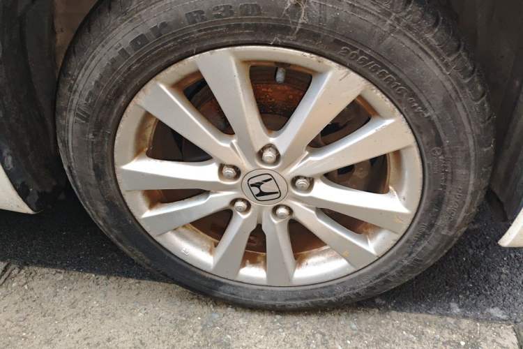 Used Honda Civic 2013 10th Anniversary 1.8L Automatic Luxury Edition Right Front Wheel Hub
