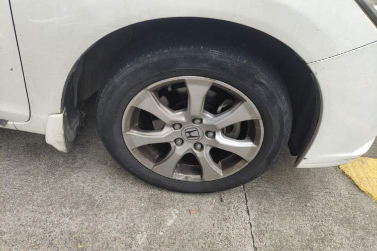 Used Honda Civic 2013 10th Anniversary 1.8L Automatic Comfort Version Right Front Wheel Hub