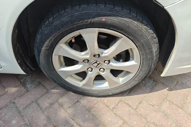 Used Honda Civic 2013 10th Anniversary 1.8L Automatic Comfort Version Right Front Wheel Hub