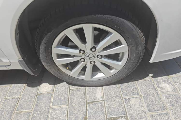 Used Honda Civic 2013 10th Anniversary 1.8L Automatic Luxury Edition Right Front Wheel Hub