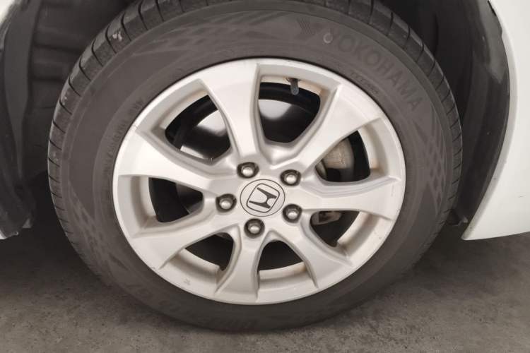 Used Honda Civic 2013 10th Anniversary 1.8L Automatic Comfort Version Right Front Wheel Hub