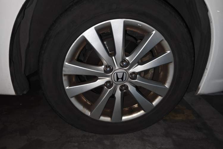 Used Honda Civic 2013 10th Anniversary 1.8L Automatic Luxury Edition Right Front Wheel Hub