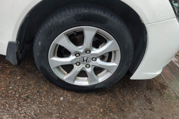 Used Honda Civic 2013 10th Anniversary Edition 1.8L Manual Comfort Version Right Front Wheel Hub