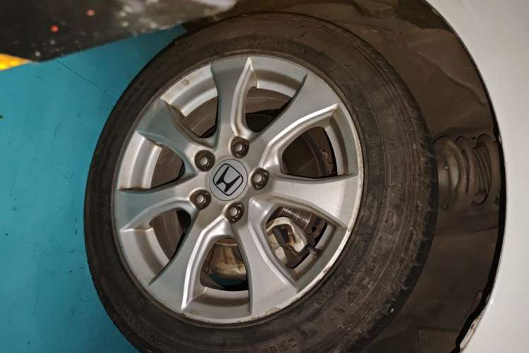 Used Honda Civic 2013 10th Anniversary 1.8L Automatic Comfort Version Right Front Wheel Hub