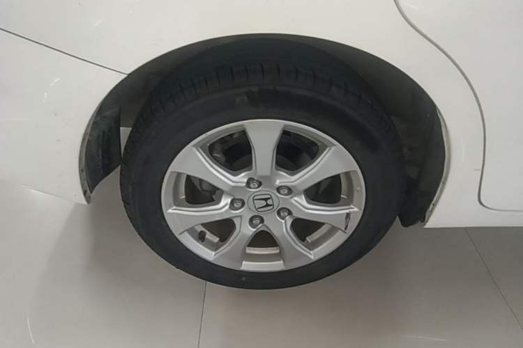Used Honda Civic 2013 10th Anniversary 1.8L Automatic Comfort Version Right Rear Wheel Hub