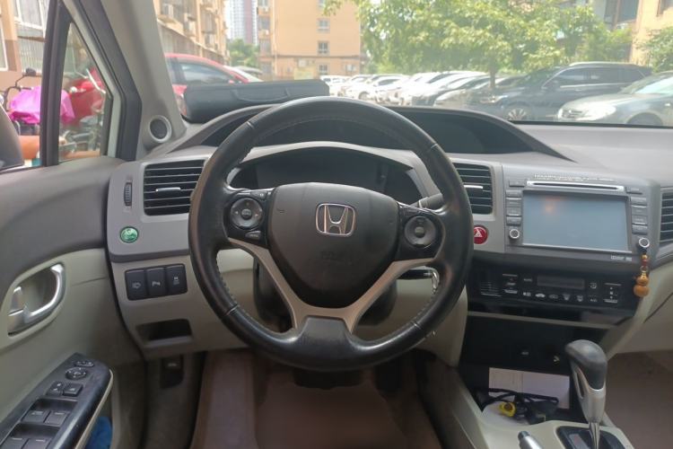 Used Honda Civic 2013 10th Anniversary 1.8L Automatic Luxury Edition Steering Wheel