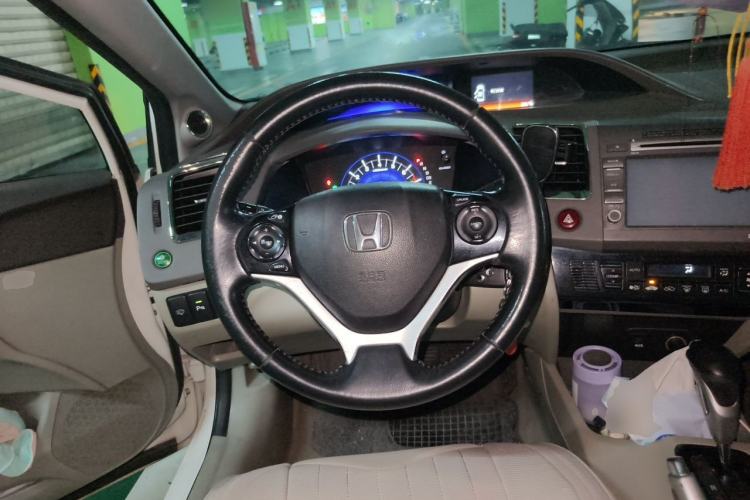 Used Honda Civic 2013 10th Anniversary 1.8L Automatic Luxury Edition Steering Wheel
